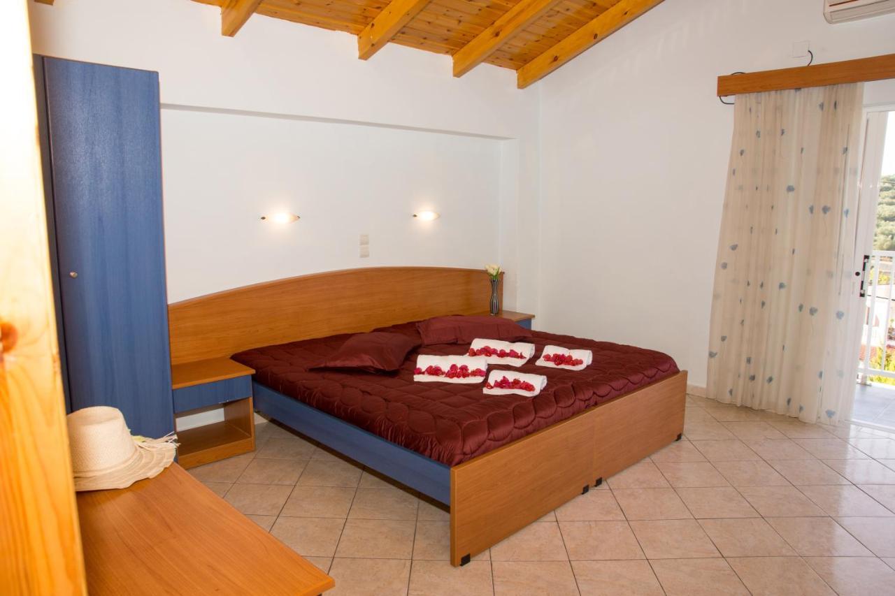 Christina Apartments Планос Номер фото
