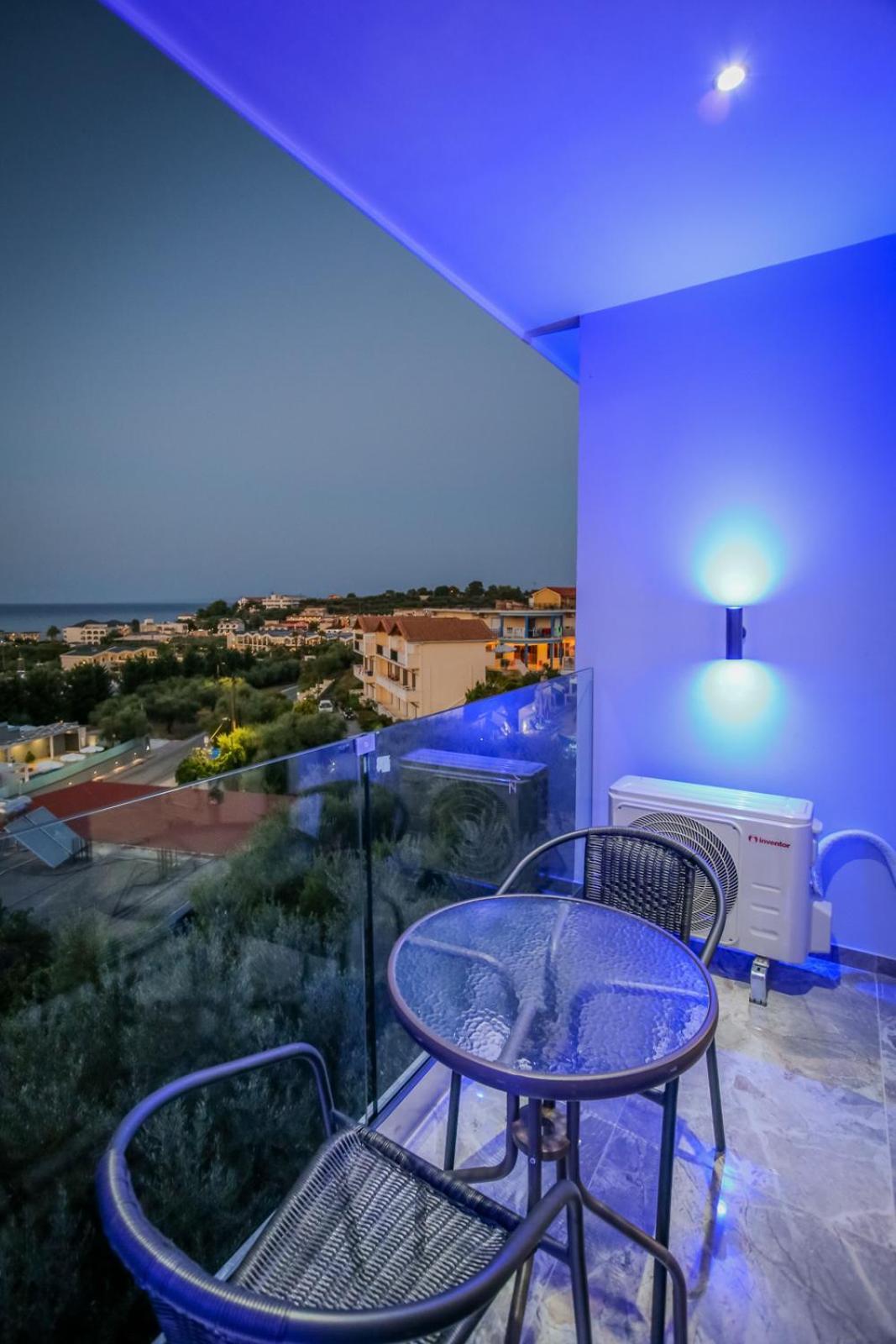 Christina Apartments Планос Екстер'єр фото
