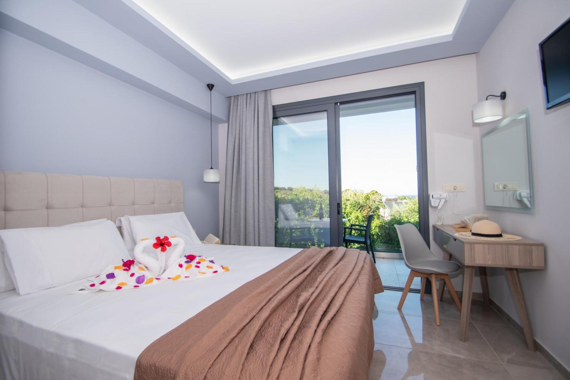 Christina Apartments Планос Екстер'єр фото
