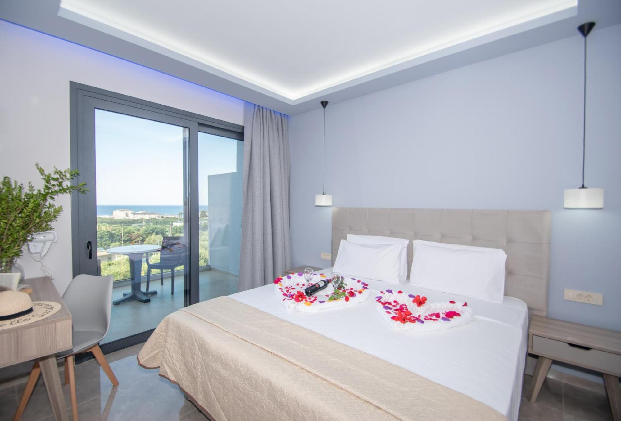 Christina Apartments Планос Екстер'єр фото