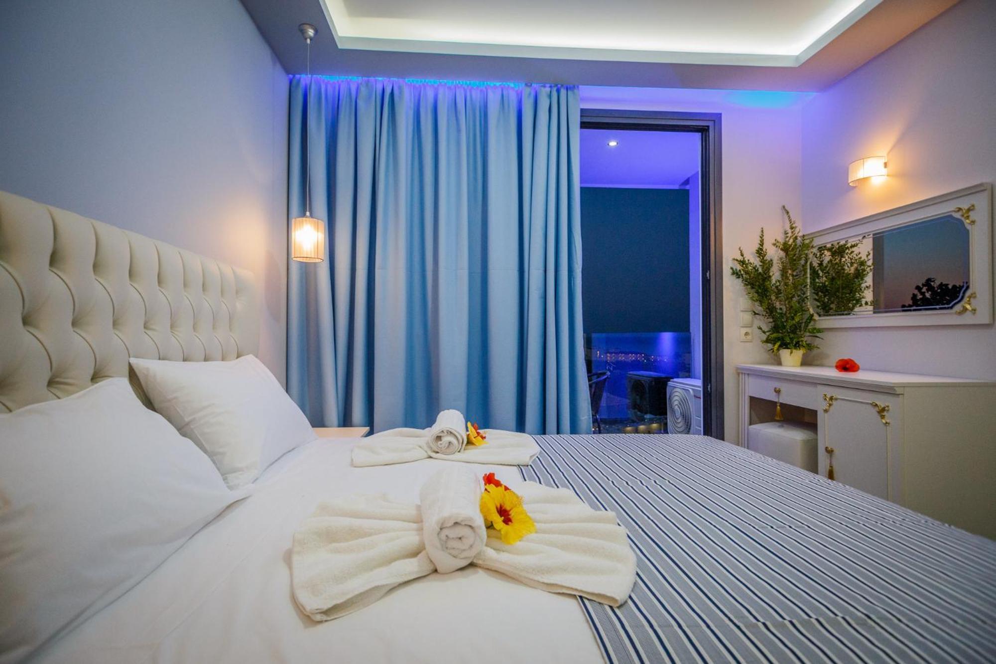 Christina Apartments Планос Екстер'єр фото