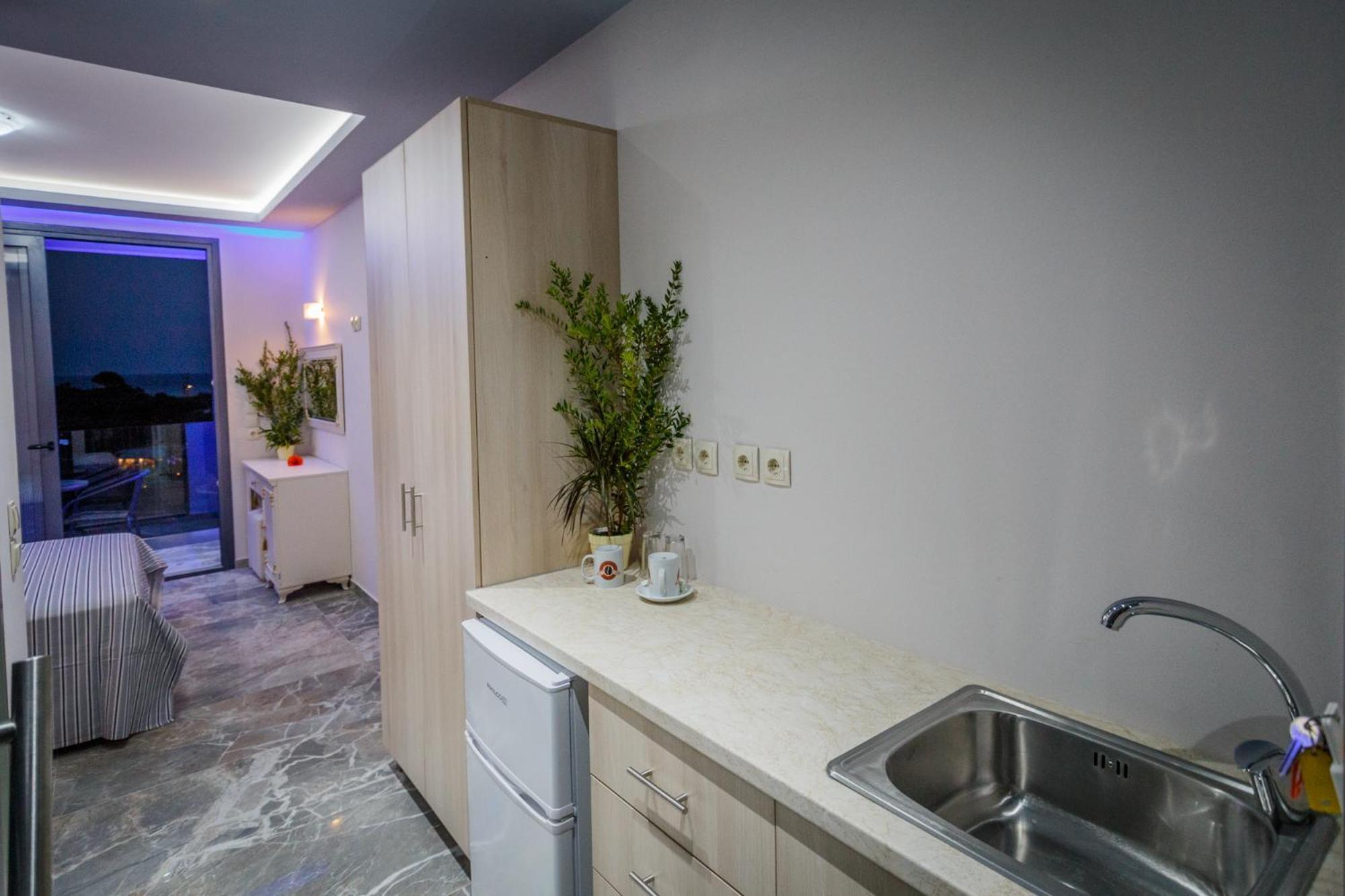 Christina Apartments Планос Екстер'єр фото