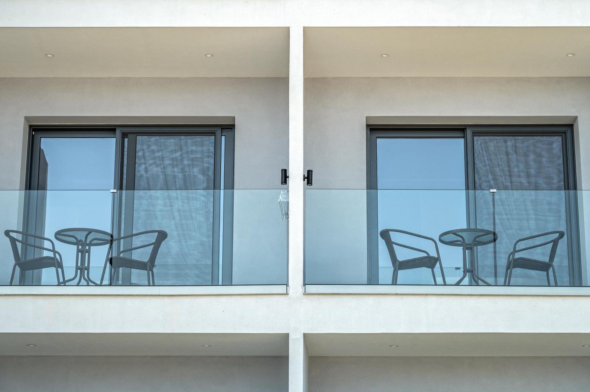 Christina Apartments Планос Екстер'єр фото